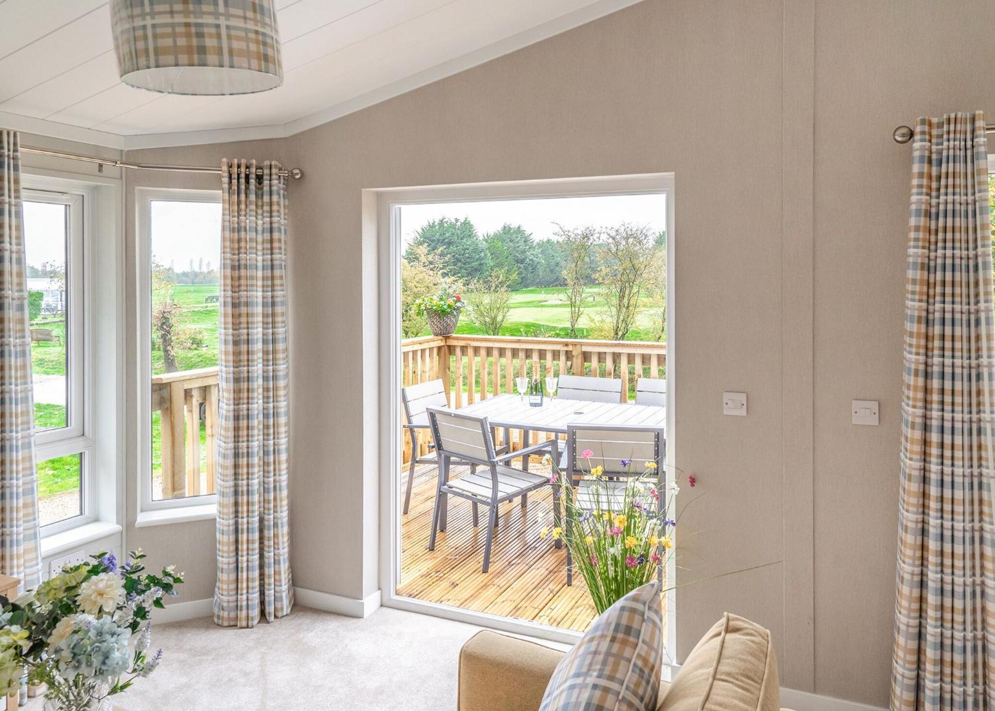Hawthorn Glen Lodges Downham Market Esterno foto